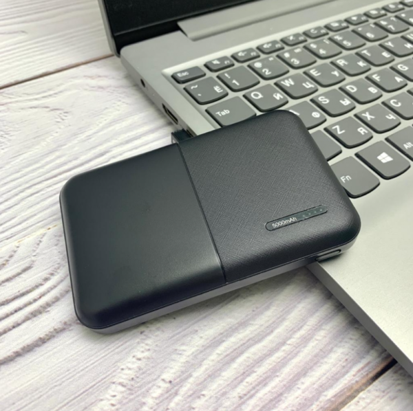 Портативное зарядное устройство Power Bank 5000mAh Kinetic, с индикатором заряда